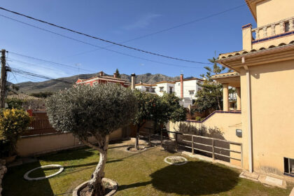 01fb57480c8b4233813fa74802e35465 - 20