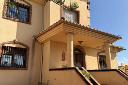 01fb57480c8b4233813fa74802e35465 - 25