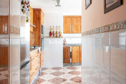 020de0996fe1b347c3c33fe98bb3e149 - 8