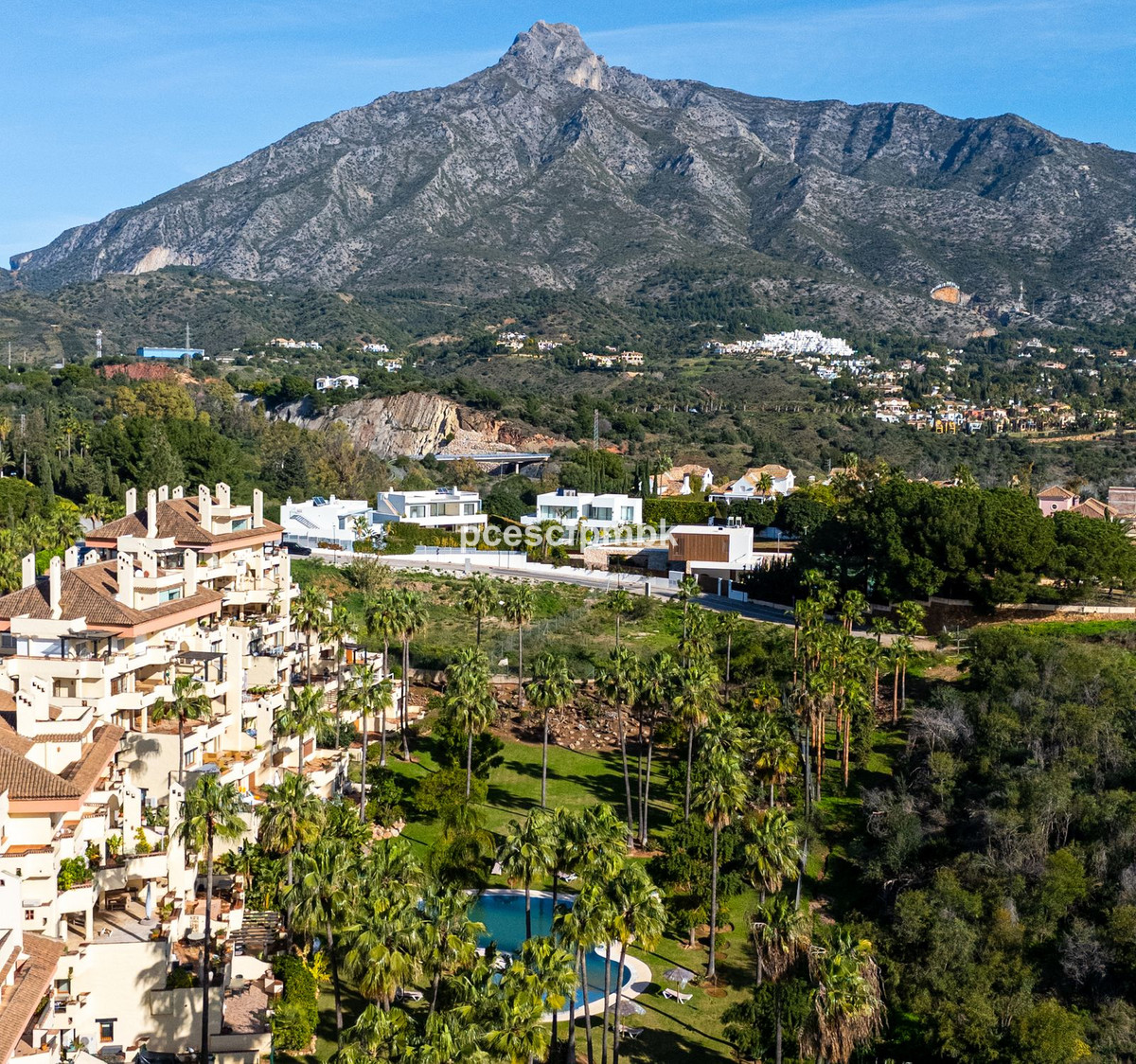 0221ddd03c6855f01957dd48c25dfdee - 23