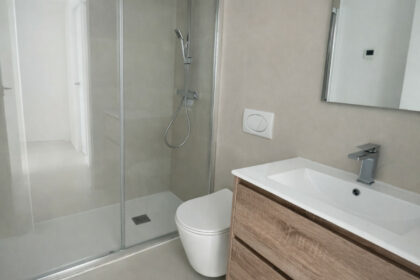 022a89af18ba4db63effeebb8e53ed65 - 13