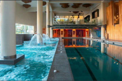 022a89af18ba4db63effeebb8e53ed65 - 19