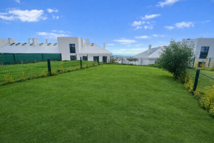 022a89af18ba4db63effeebb8e53ed65 - 21