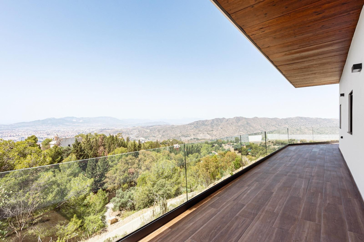 02cc430308820aec7e6836364f68ea7d - 23