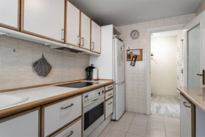 0319a626e34cab7a4261a878f3500f95 - 9