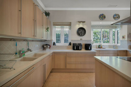 03c315c47e73c1707b6fbe5faf8e6015 - 14