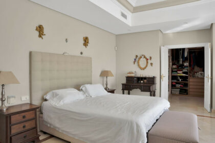 03c315c47e73c1707b6fbe5faf8e6015 - 22