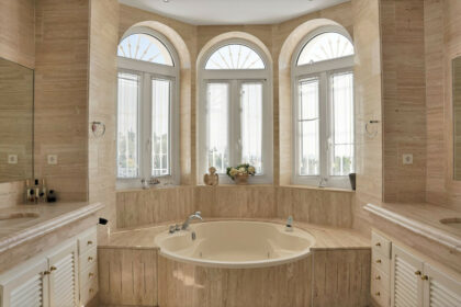 03c315c47e73c1707b6fbe5faf8e6015 - 23