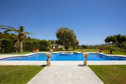 03c315c47e73c1707b6fbe5faf8e6015 - 42