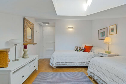 03ca42cf758bc61b692e45b0e3538225 - 32