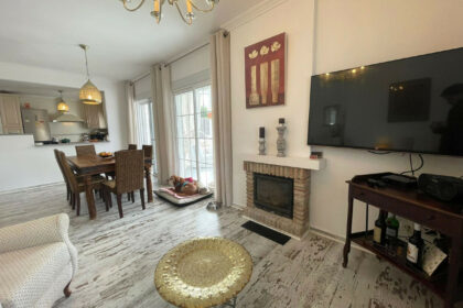 0412d4bb23075f6fa216459272827bbd - 26