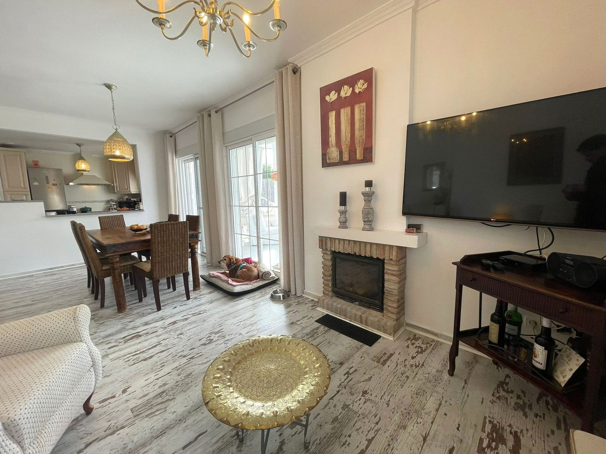 0412d4bb23075f6fa216459272827bbd - 26