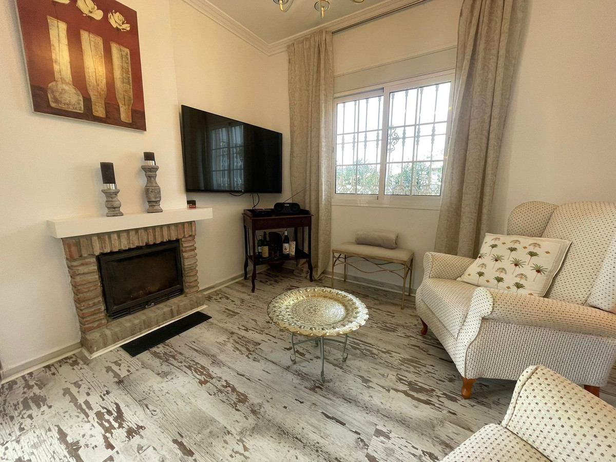 0412d4bb23075f6fa216459272827bbd - 27