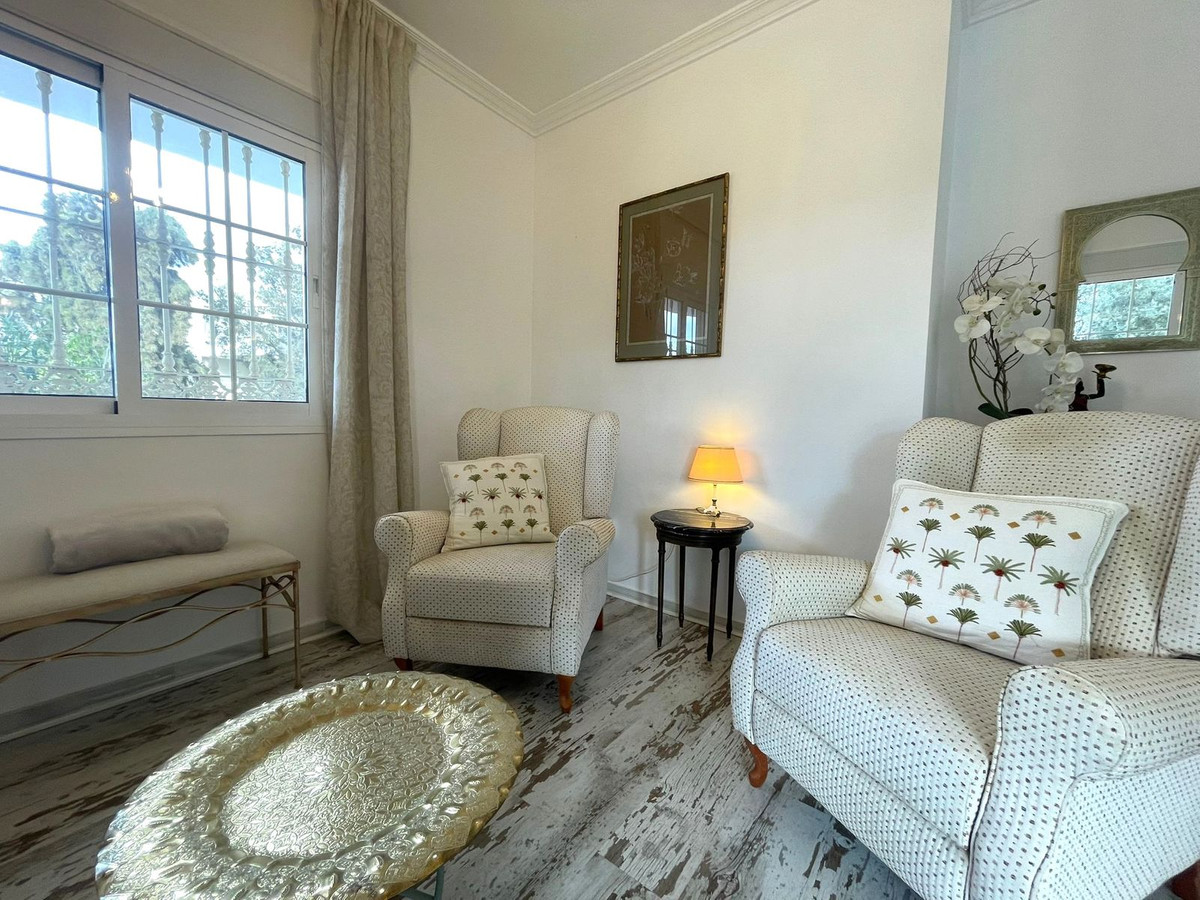 0412d4bb23075f6fa216459272827bbd - 28