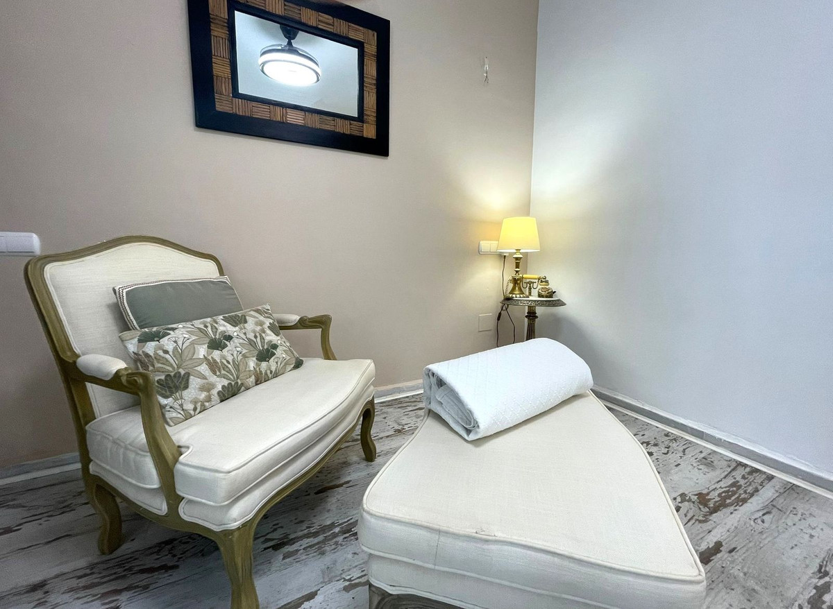 0412d4bb23075f6fa216459272827bbd - 30