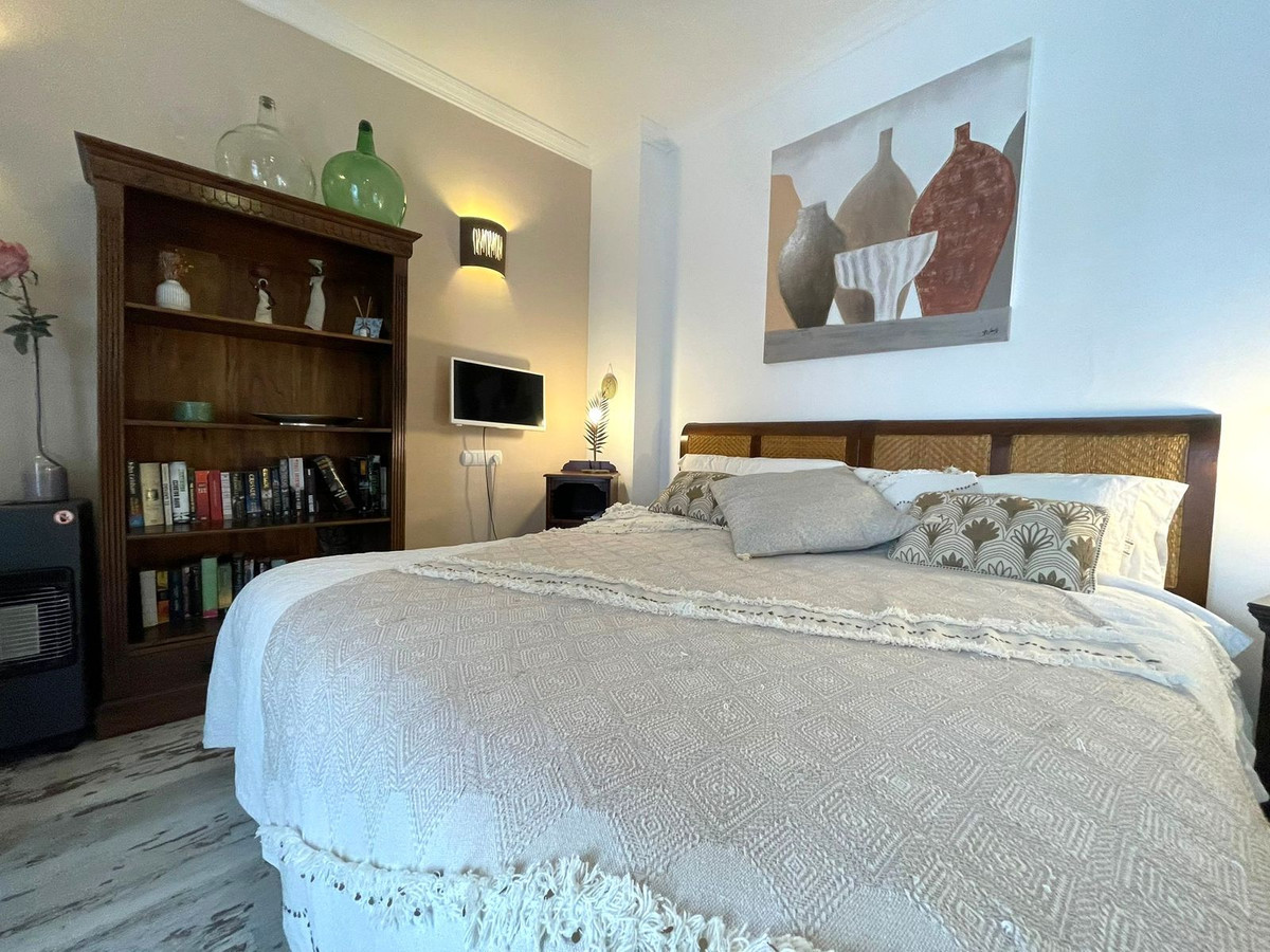 0412d4bb23075f6fa216459272827bbd - 38