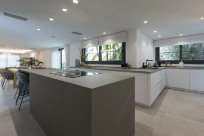 041fa2ddc9f97c60ed56e467d883e8bc - 28