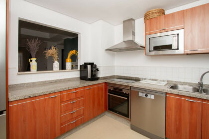 048af65217b845dd48572c0f860d6ce7 - 12