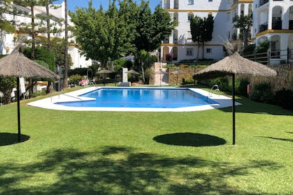 05bc8f44545a58338e3f699290c0eca6 - 1