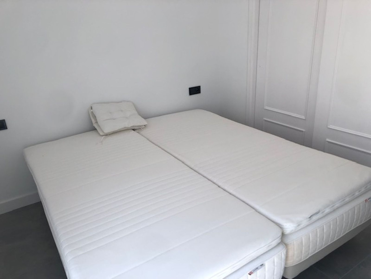 05bc8f44545a58338e3f699290c0eca6 - 17