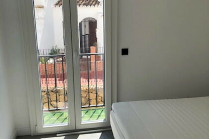 05bc8f44545a58338e3f699290c0eca6 - 18