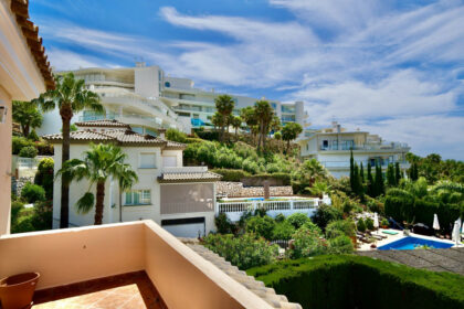 068d2b9c57e2a3fc578ad2461d9fb9a6 - 14