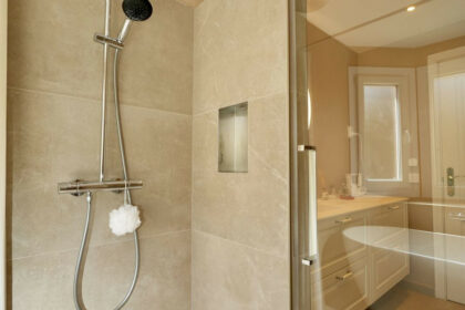 068d2b9c57e2a3fc578ad2461d9fb9a6 - 22