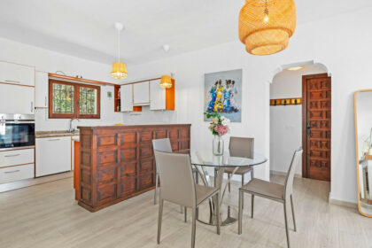 07cc73c077017100cf6dd1a40e663235 - 10