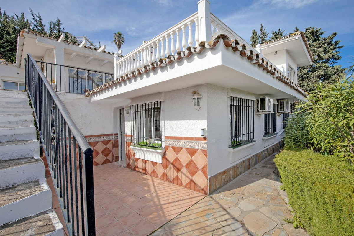 07cc73c077017100cf6dd1a40e663235 - 24