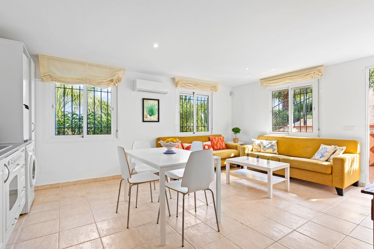 07cc73c077017100cf6dd1a40e663235 - 27