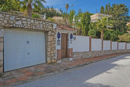 07cc73c077017100cf6dd1a40e663235 - 3