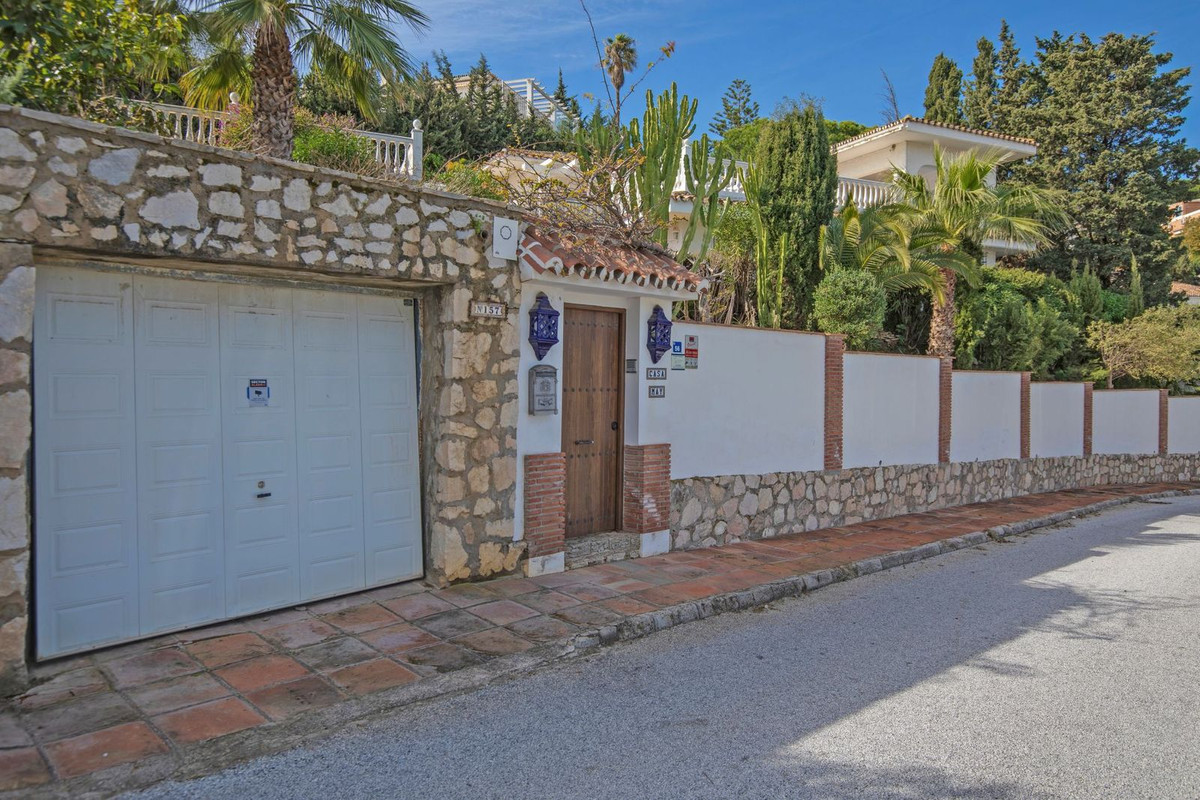 07cc73c077017100cf6dd1a40e663235 - 3