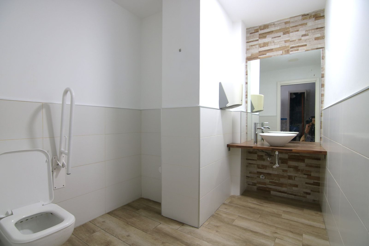 08253df6b7a1a15af570bc0db227991c - 3