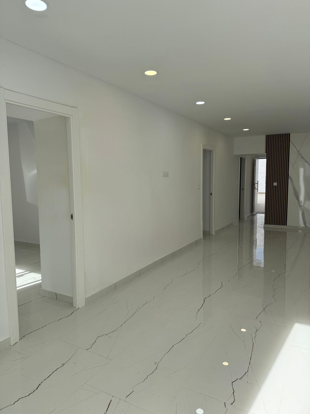 085e4faf90f90a3dc3f9f6efb072eb6e - 2