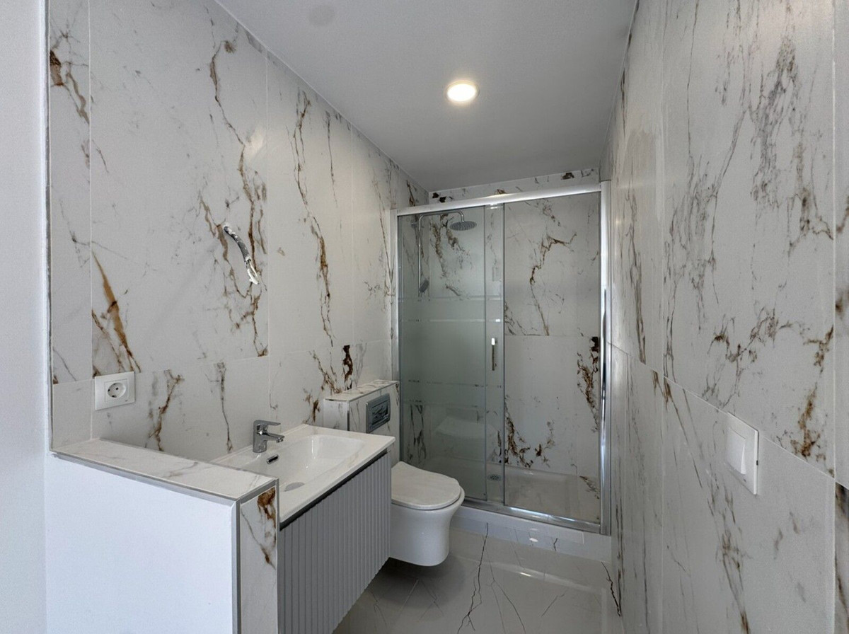 085e4faf90f90a3dc3f9f6efb072eb6e - 21