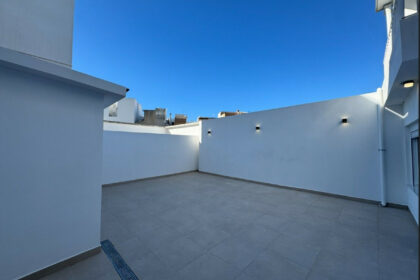 085e4faf90f90a3dc3f9f6efb072eb6e - 25