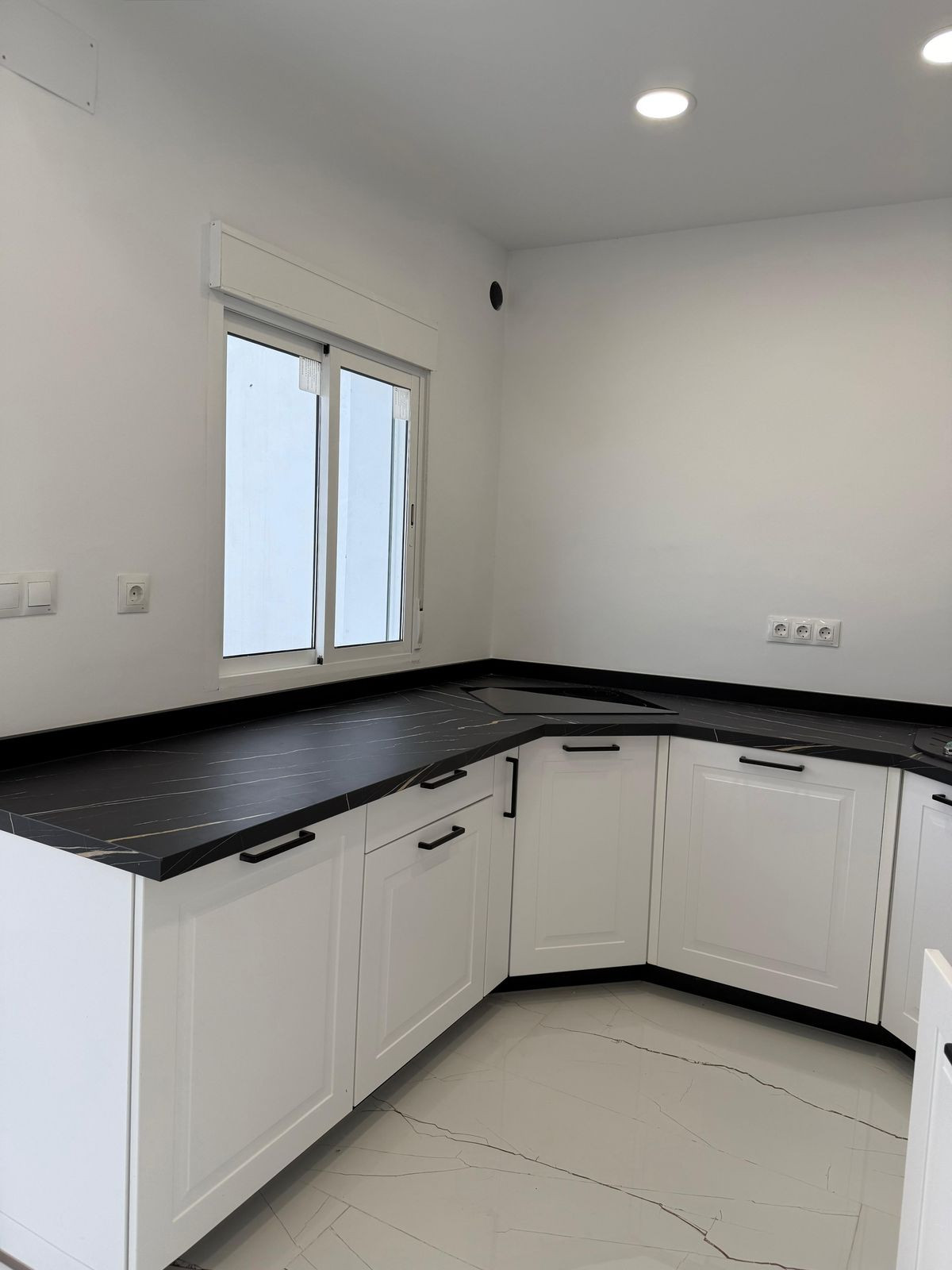 085e4faf90f90a3dc3f9f6efb072eb6e - 5