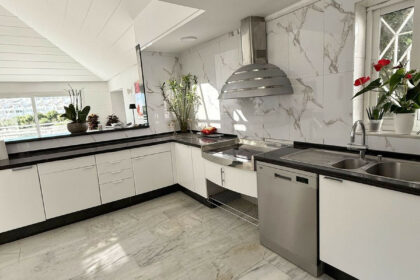 08cd335719a39aa985786bd351a6665f - 10