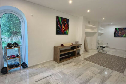 08cd335719a39aa985786bd351a6665f - 18