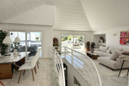 08cd335719a39aa985786bd351a6665f - 4