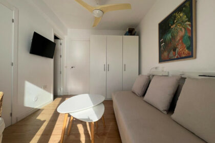 093d99e8b31924eccc6fbdfed51a9042 - 14