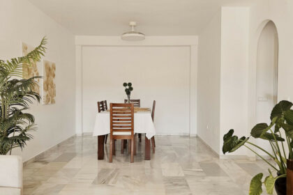 0a42b2f1a24bbe8cf63709fc31bff598 - 18