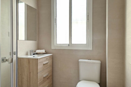 0a42b2f1a24bbe8cf63709fc31bff598 - 24