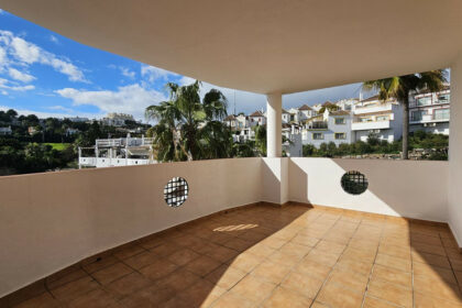 0a42b2f1a24bbe8cf63709fc31bff598 - 3