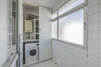 0abca8ed530aca9e9bd78cb3c52c8036 - 11