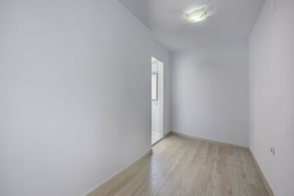 0abca8ed530aca9e9bd78cb3c52c8036 - 12