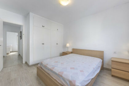 0abca8ed530aca9e9bd78cb3c52c8036 - 16