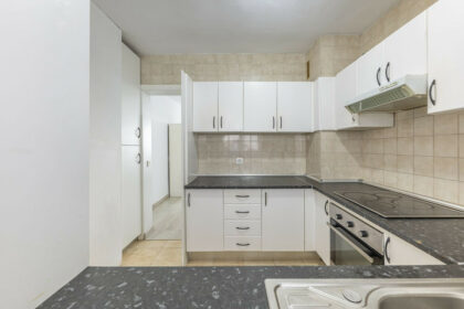 0abca8ed530aca9e9bd78cb3c52c8036 - 8