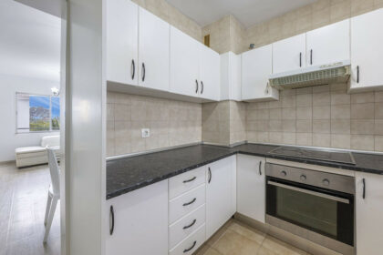 0abca8ed530aca9e9bd78cb3c52c8036 - 9