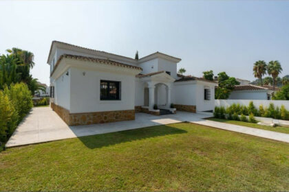 0c21fdb794447bb4e37be01a532d20b9 - 12